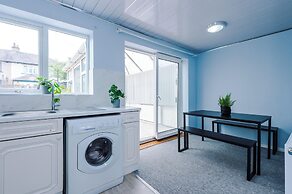 Comfortable Stay - Royd Croft