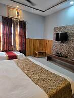 Avadh Sunshine Palace Hotel & Resort