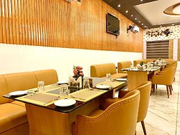 Avadh Sunshine Palace Hotel & Resort