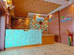 Avadh Sunshine Palace Hotel & Resort