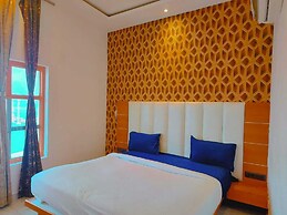 Avadh Sunshine Palace Hotel & Resort