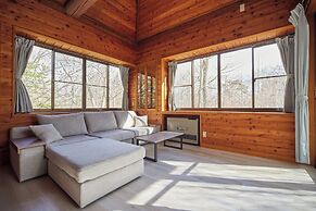 rinne 2nd living Kitakaruizawa Forest