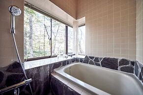 rinne 2nd living Kitakaruizawa Forest