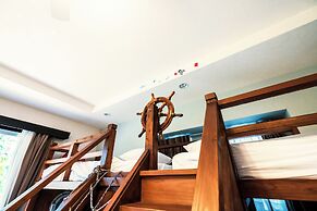 SCALLOP BEACH CONDMINIUM