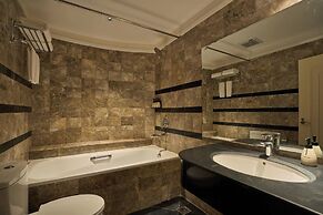 M Village Hotel Long Bien