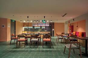 M Village Hotel Long Bien