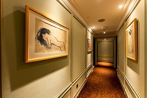 Signature by M Village Hai Ba Trung