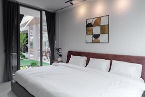 Taradol Premium Pool Villa