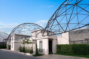 Taradol Premium Pool Villa
