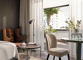 M Village Hotel Ly Tu Trong