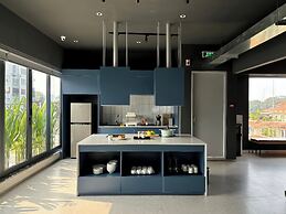 M Village Hotel Ly Tu Trong