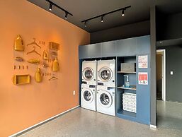 M Village Hotel Ly Tu Trong