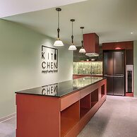 M Village Hotel Tao Dan Park