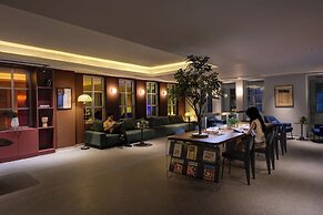 M Village Hotel Tao Dan Park