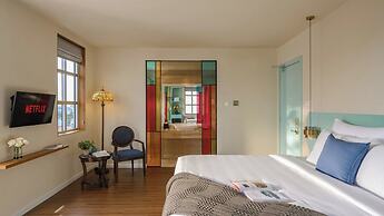 M Village Hotel Tao Dan Park