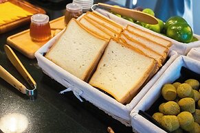 M Village Hotel Tao Dan Park