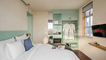 M Village Hotel Tao Dan Park