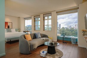 M Village Hotel Tao Dan Park