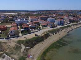 Kata Peaceful Apartment