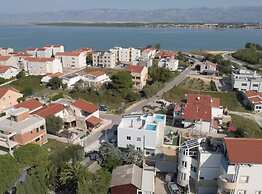 Kata Peaceful Apartment