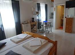 Kata Peaceful Apartment