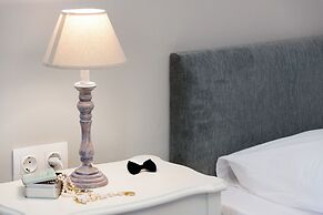 Sarpedon & Rhadamanthus By Forest Villas