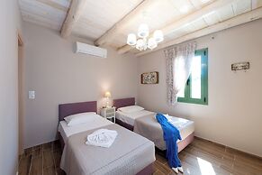 Sarpedon & Rhadamanthus By Forest Villas