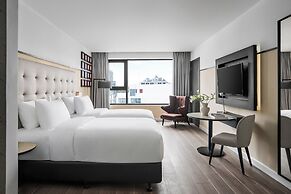 M Village Hotel Ton That Dam