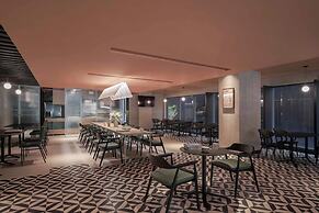 M Village Hotel Ton That Dam