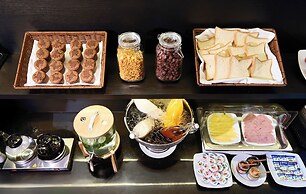 M Village Hotel Ton That Dam