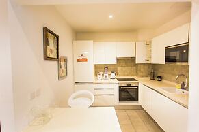 Accra Luxury Apartments at Edge