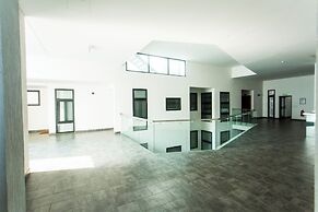 Accra Luxury Apartments at Edge