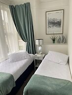 A&B Guest House Cambridge