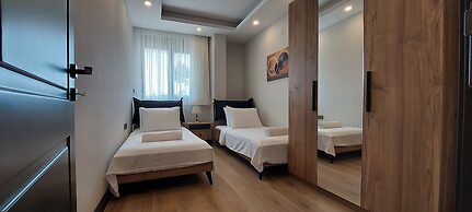 New Flat Large Living Space 1 Close to Lara Beach