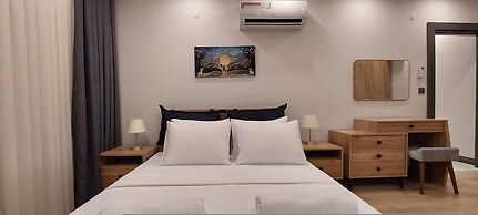 New Flat Large Living Space 1 Close to Lara Beach