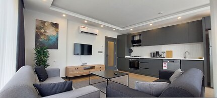 New Flat Large Living Space 1 Close to Lara Beach