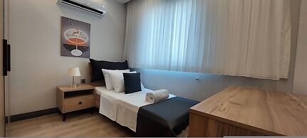 New Flat Large Living Space 3 Close to Lara Beach