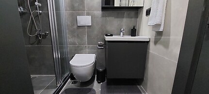 New Flat Large Living Space 6 Close to Lara Beach