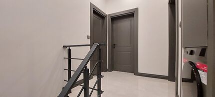 New Flat Large Living Space 6 Close to Lara Beach