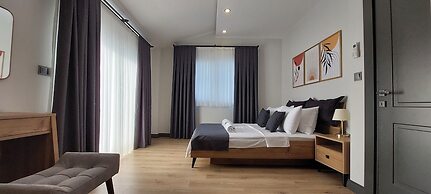 New Flat Large Living Space 6 Close to Lara Beach