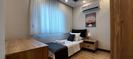 New Flat Large Living Space 6 Close to Lara Beach