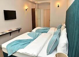 Karat Inn Boutique Hotel