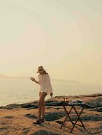 The Postcard on the Arabian Sea