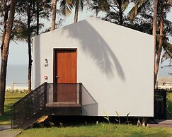 The Postcard on the Arabian Sea