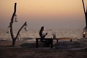 The Postcard on the Arabian Sea
