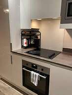 Stylish Retreat - Sleeps 6 Terrace-2bedroom-petsok