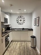 Stylish Retreat - Sleeps 6 Terrace-2bedroom-petsok