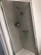 Shorditch Apartment Sleeps 6