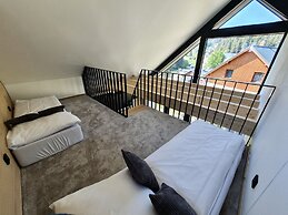 Pec Kpb034-ja in Pec pod Sne kou