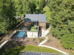 Cerny Dul Kcmv115 in Cern Dul